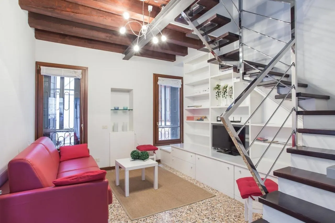 Ca Della Regina Apartment Venice Italy